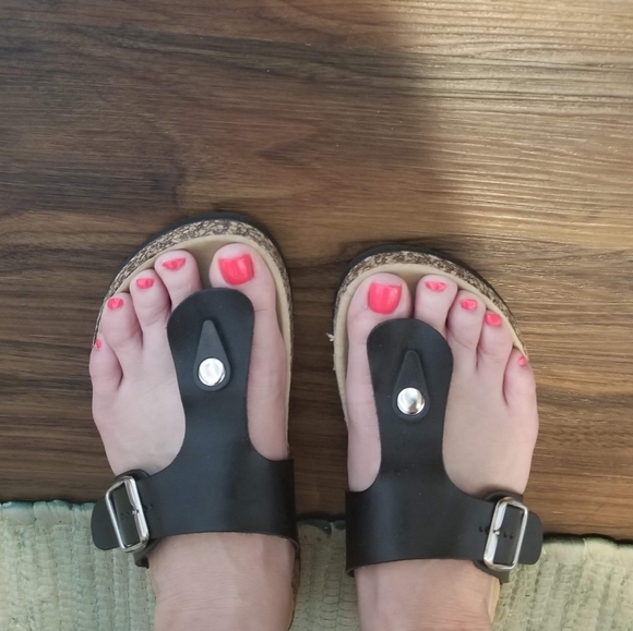 Black Slide-On Thong Sandals - Picture 2 of 8